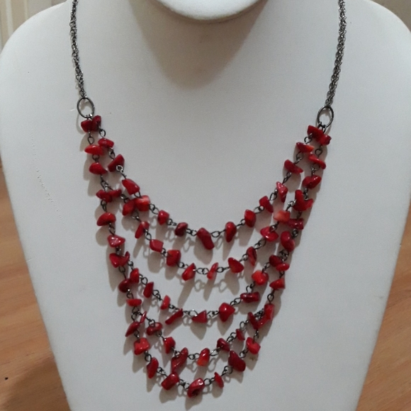 Red Coral Bib Necklace - Picture 3 of 4